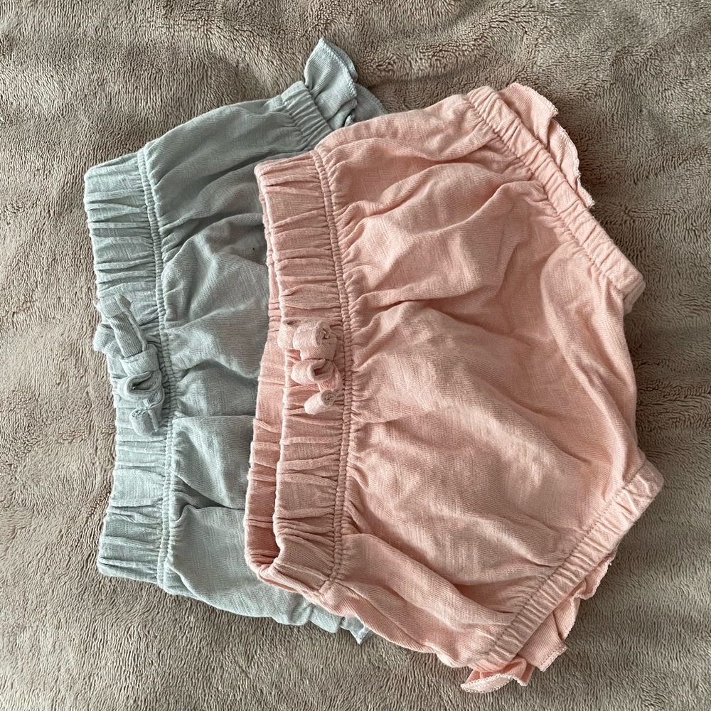 Baby girl organic cotton shorts set